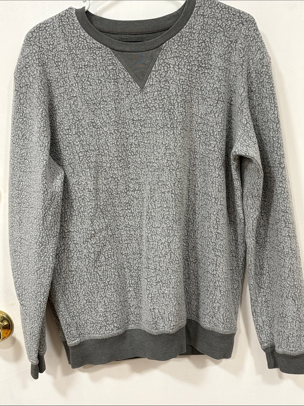 Goodlife Men's Light Gray Sherpa Crewneck Pullover